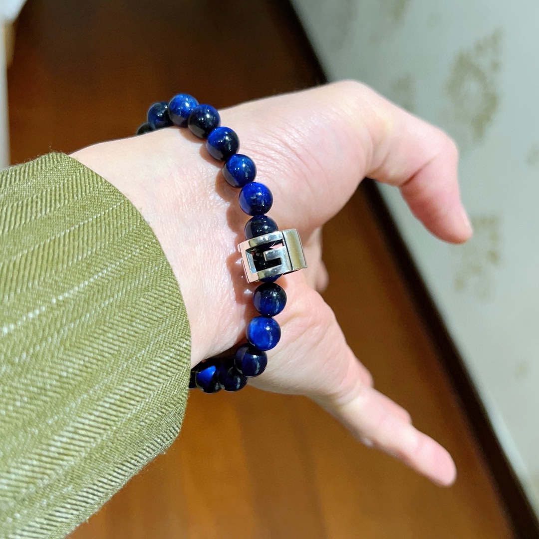 Gucci luxury bracelet 3