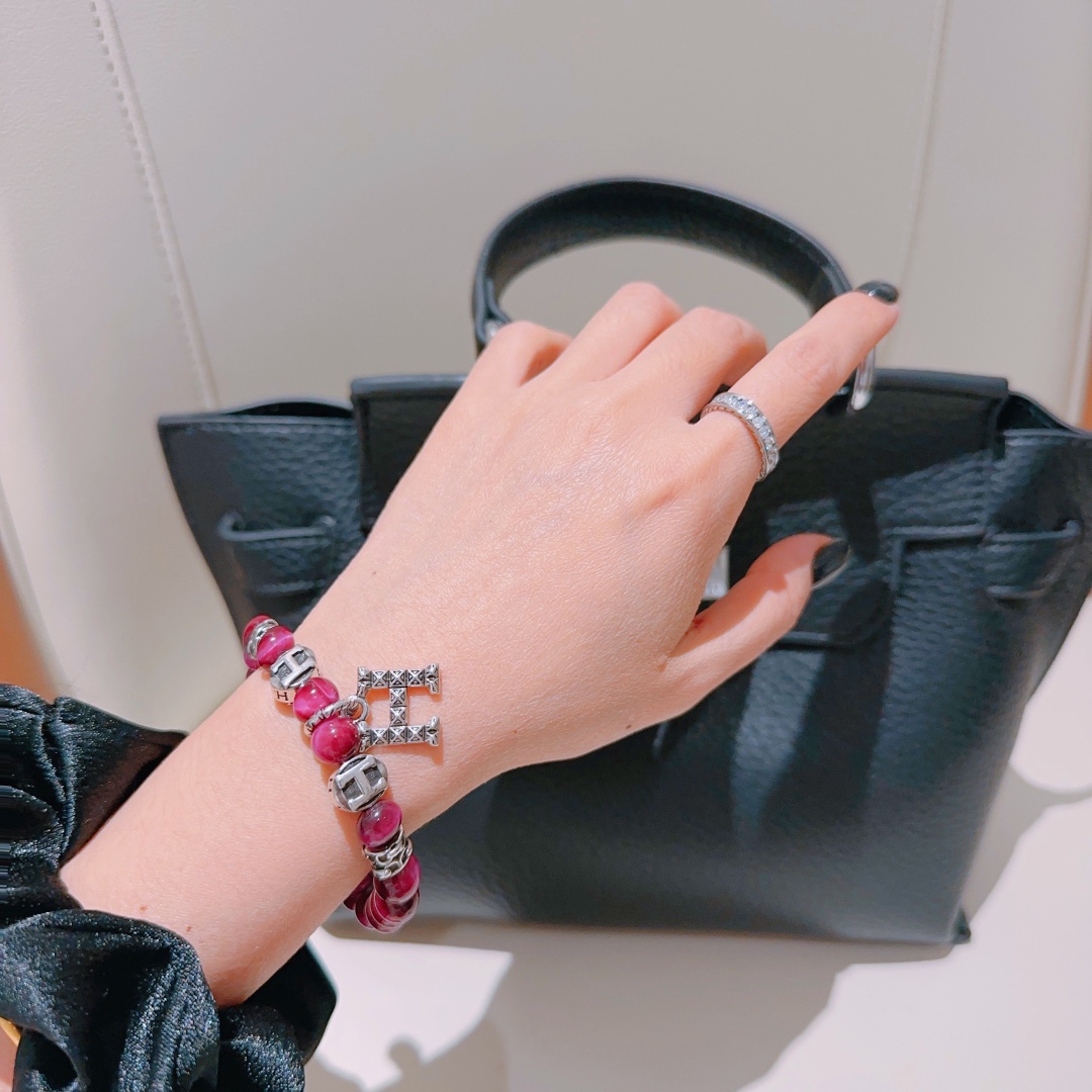 Hermès luxury bracelet 8