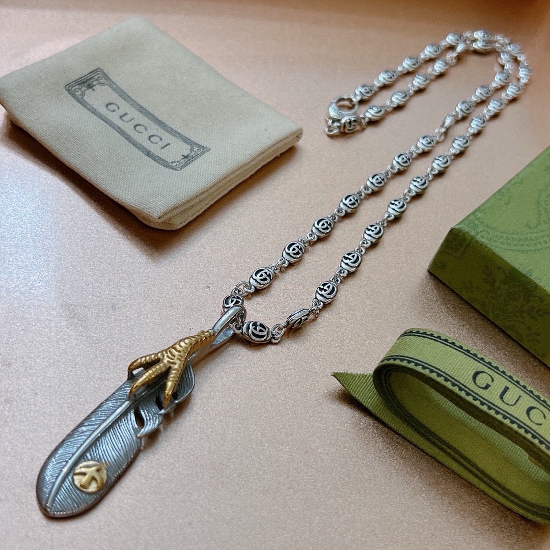 Gucci luxury necklace 8