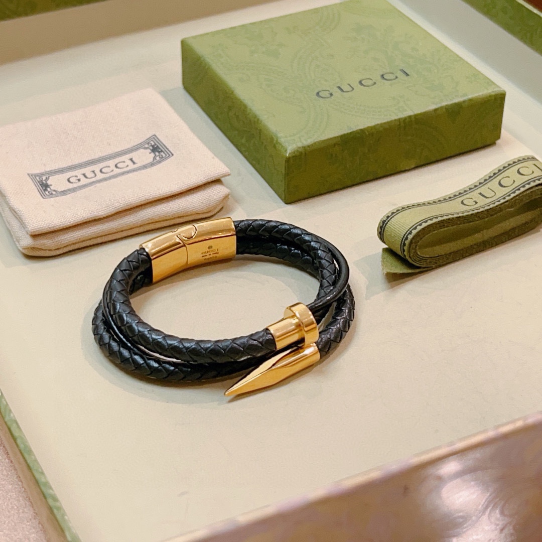 Gucci luxury designer product 4