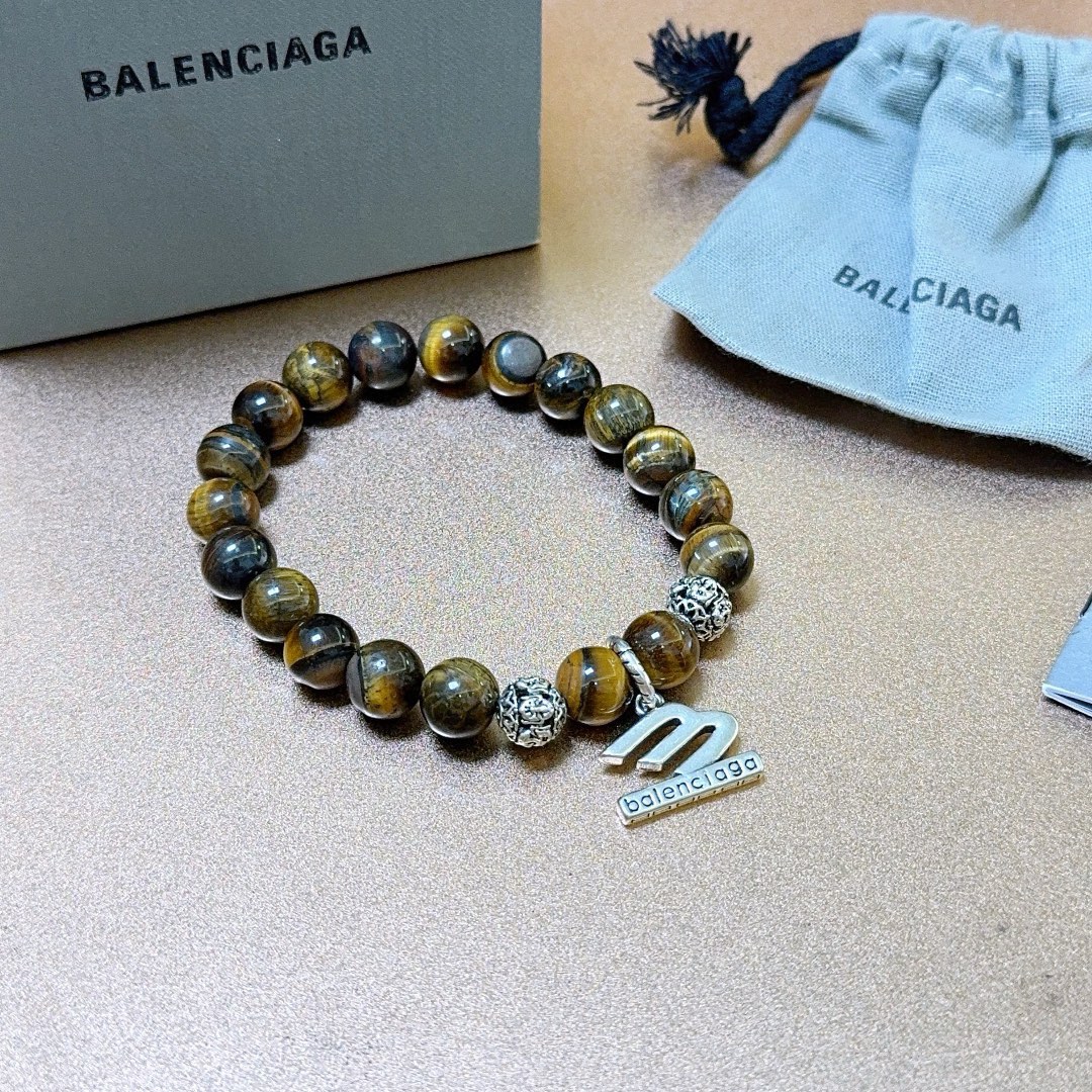 Balenciaga luxury bracelet 4