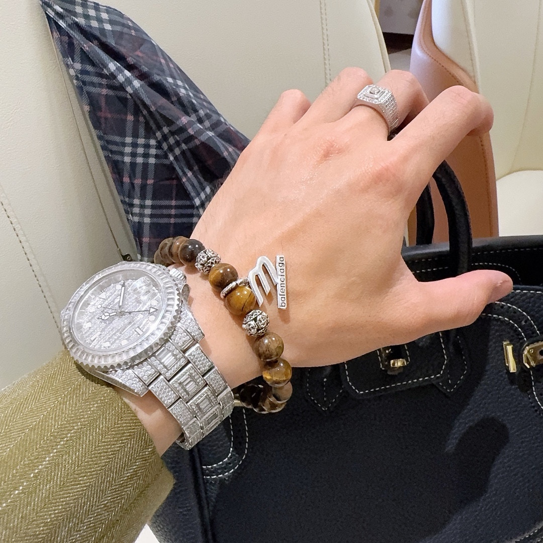 Balenciaga luxury bracelet 9