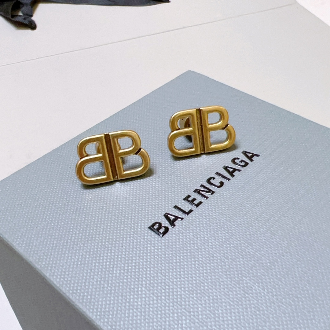 BALENCIAGA 巴黎世家耳钉 王炸系列 专柜同步 更新 简约双B造型耳环 经典造型搭配 设计感十足 搭配衣服绝绝子 3