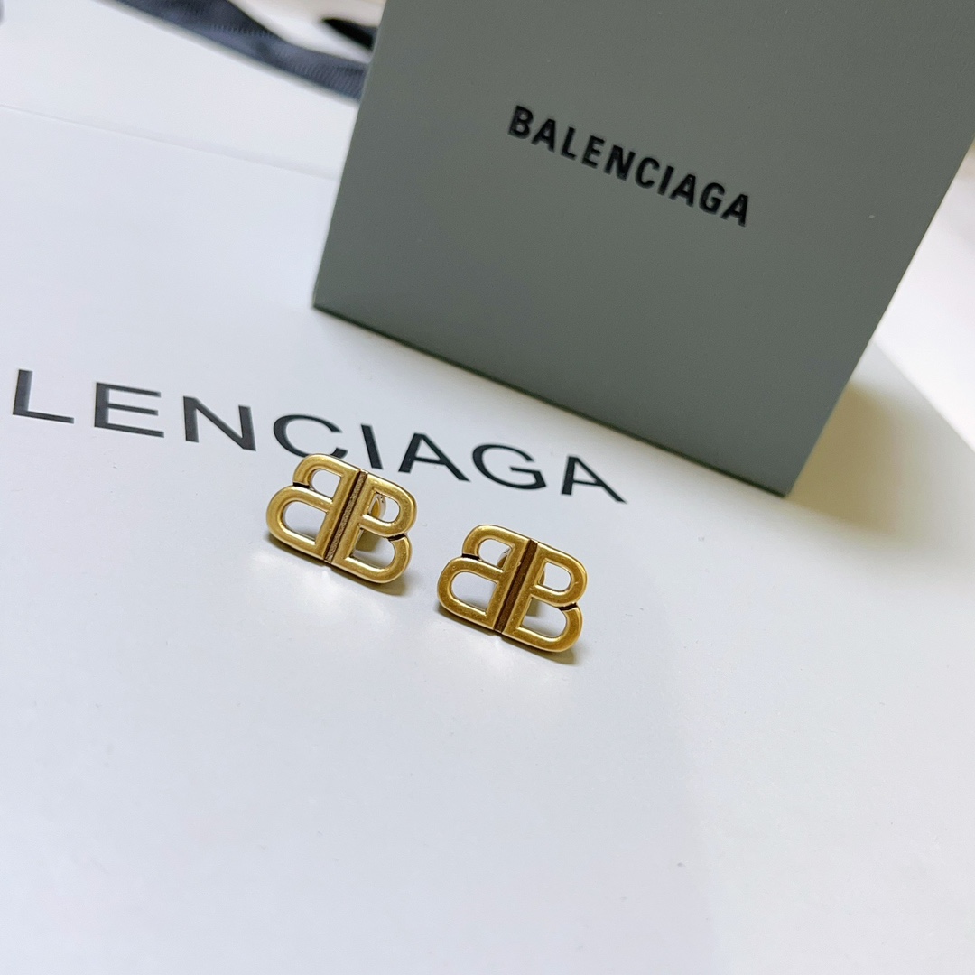 BALENCIAGA 巴黎世家耳钉 王炸系列 专柜同步 更新 简约双B造型耳环 经典造型搭配 设计感十足 搭配衣服绝绝子 4
