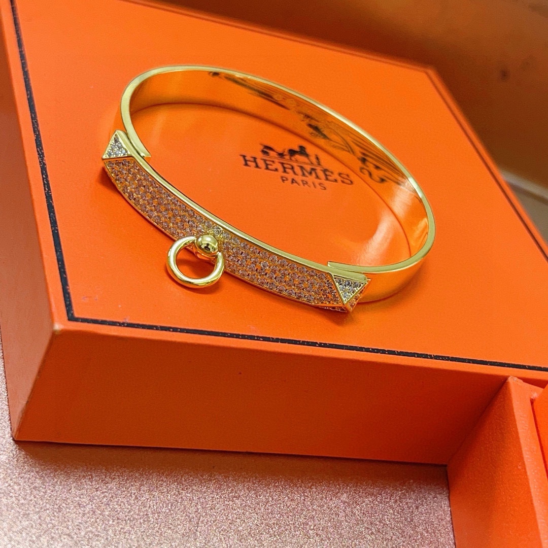 Hermès item 8