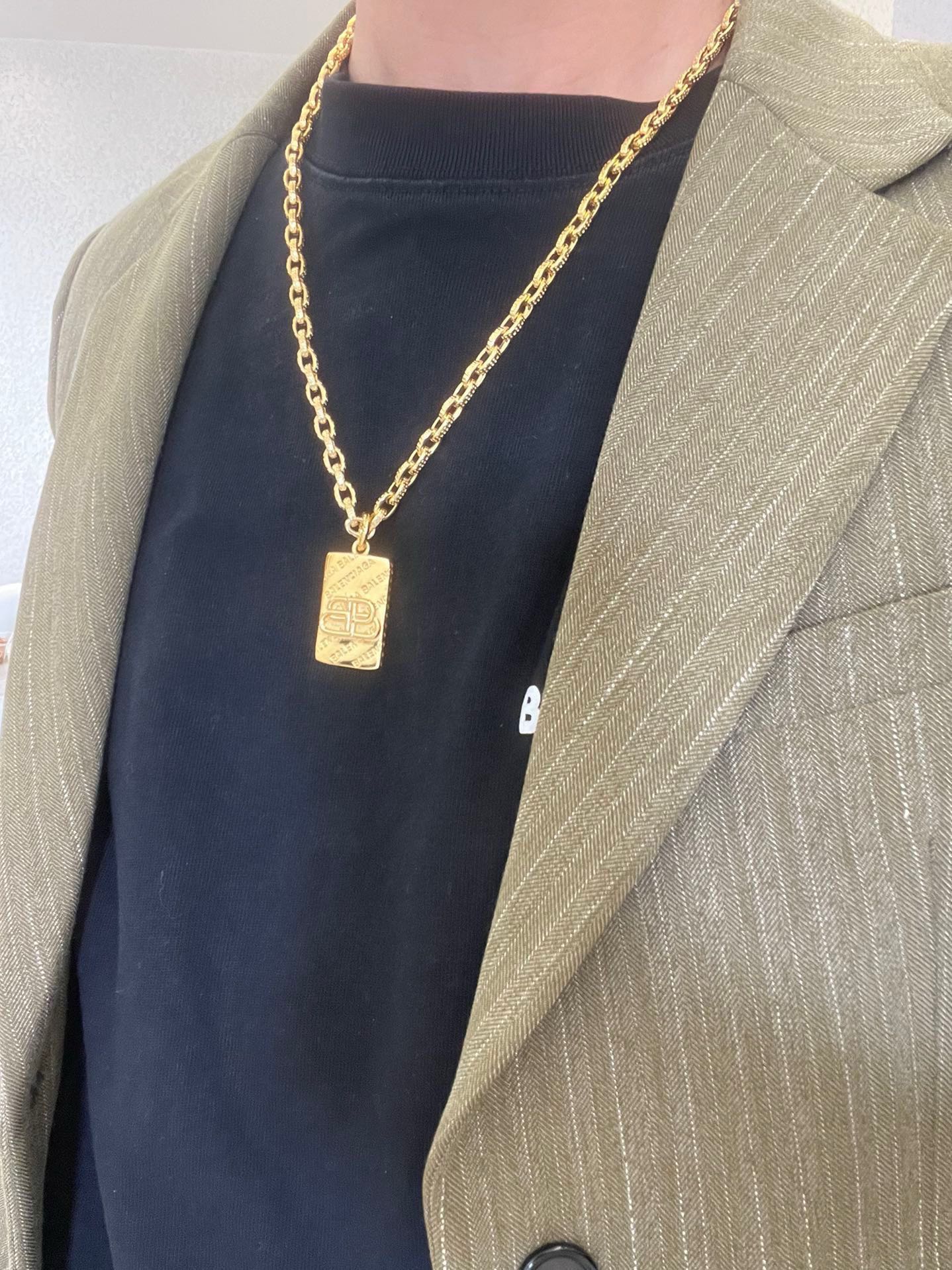 Balenciaga luxury necklace 6
