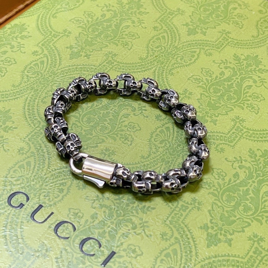 Gucci luxury bracelet 2