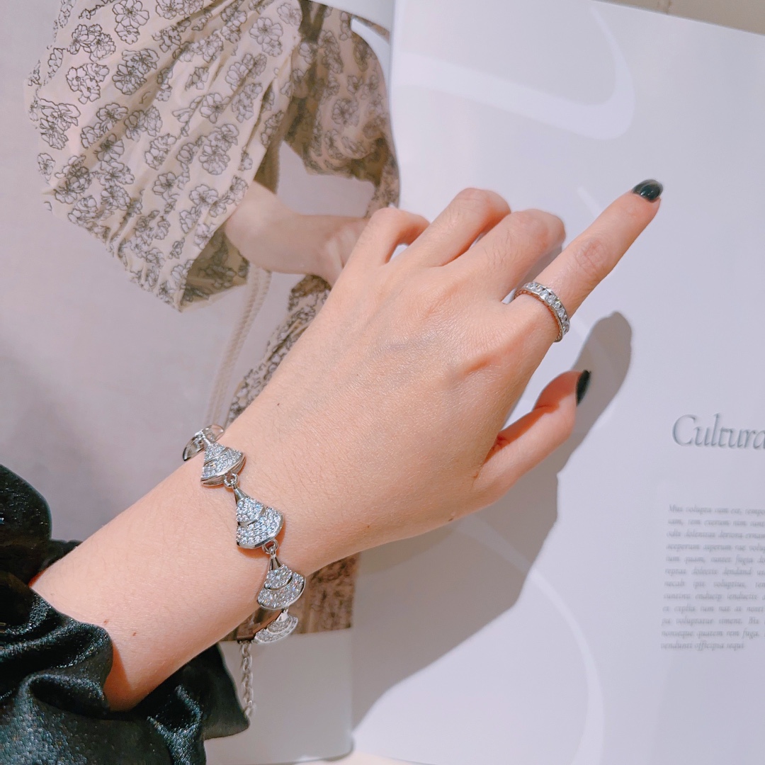 Review: Bvlgari Divas’ Dream Series – Impeccable Detail and Elegant V Gold Combination - 图片 6