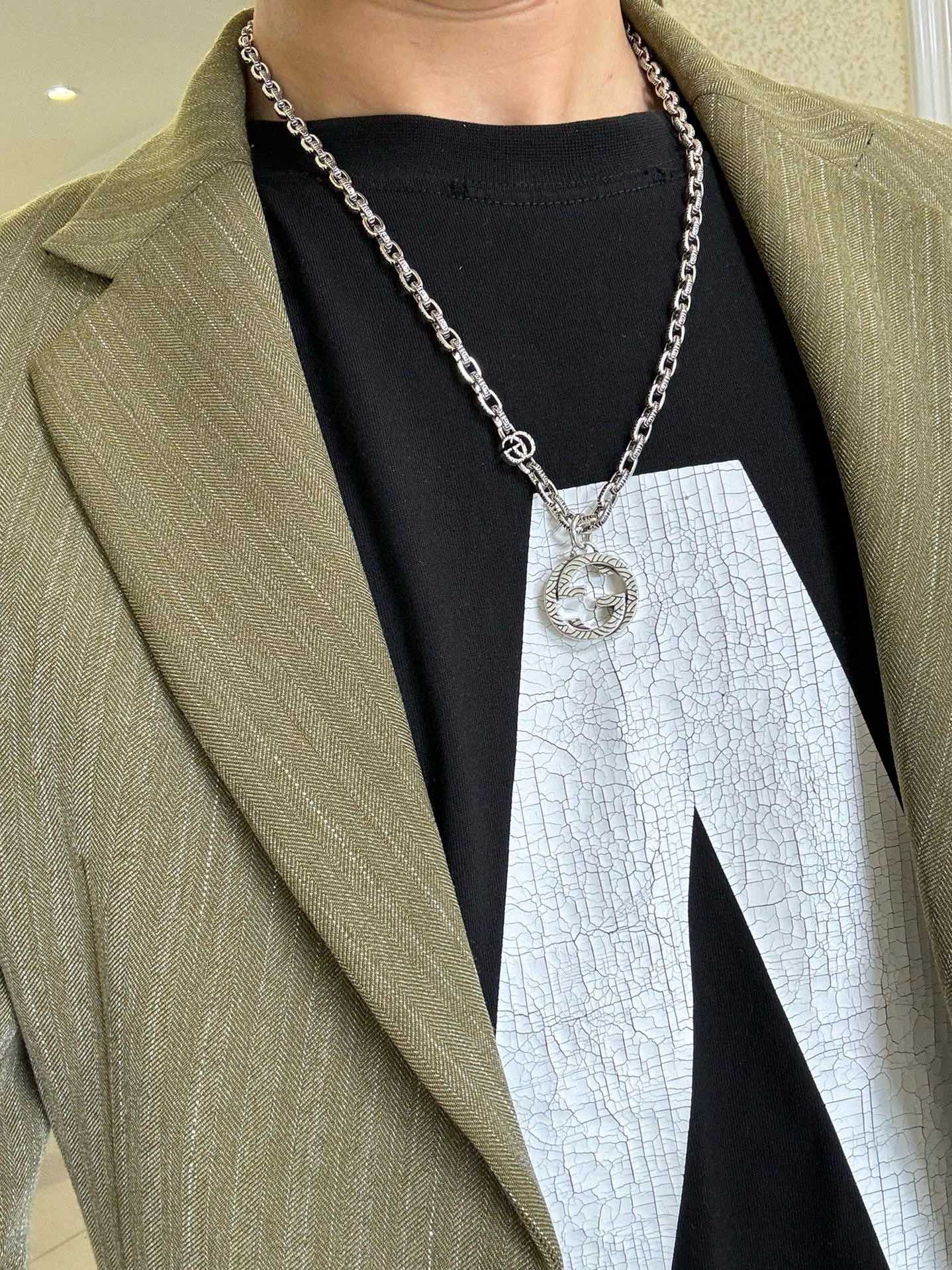 Gucci luxury necklace 8