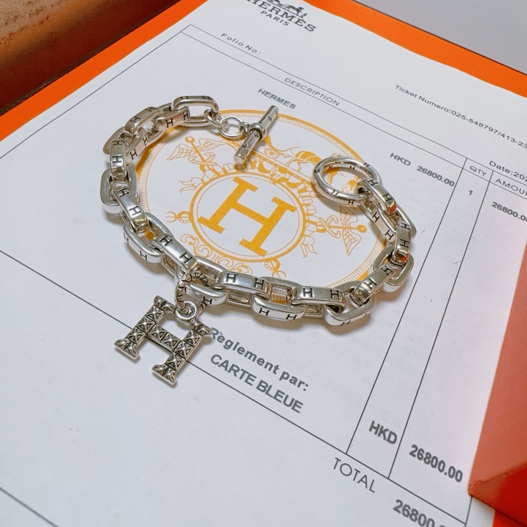 Hermès luxury bracelet 2