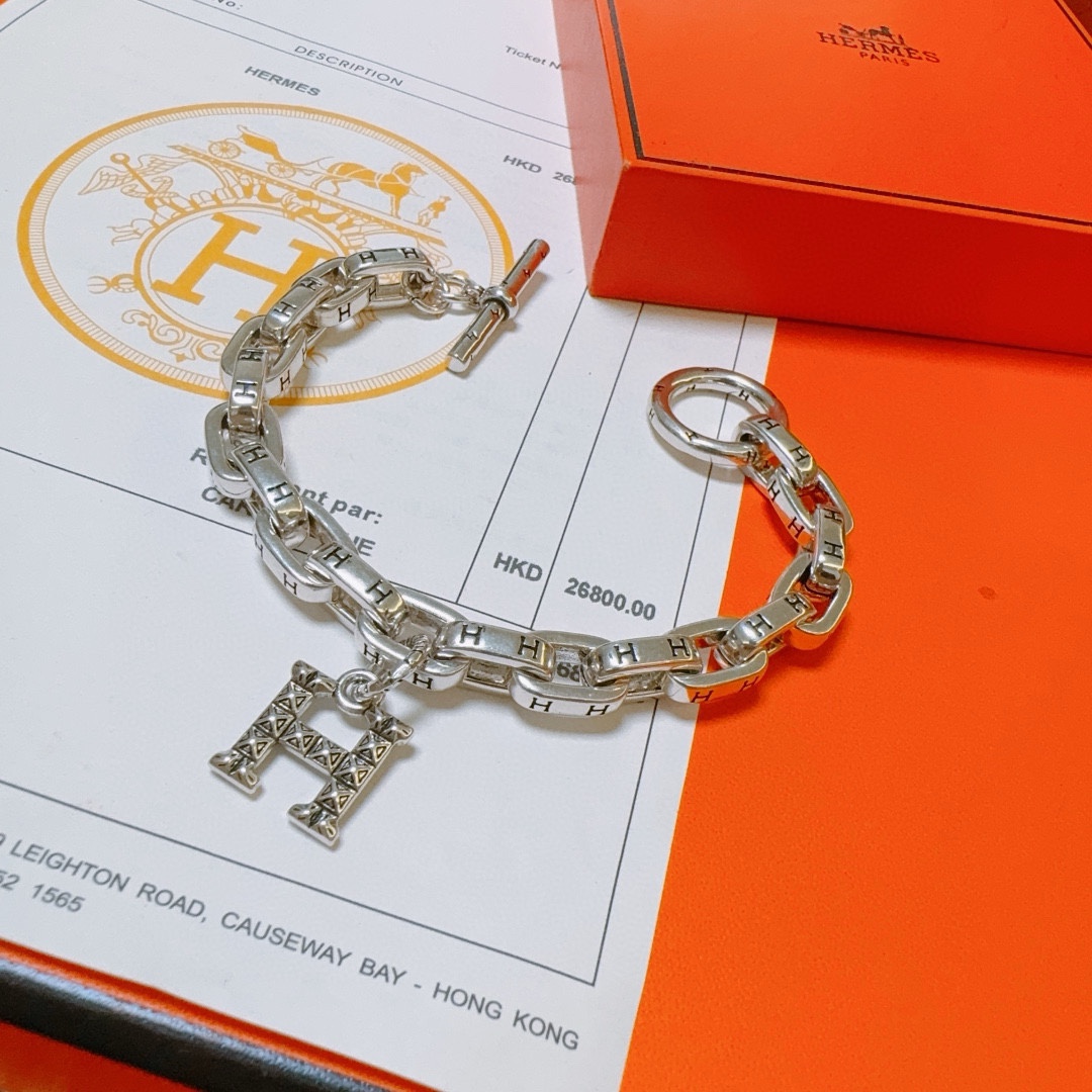 Hermès luxury bracelet 5