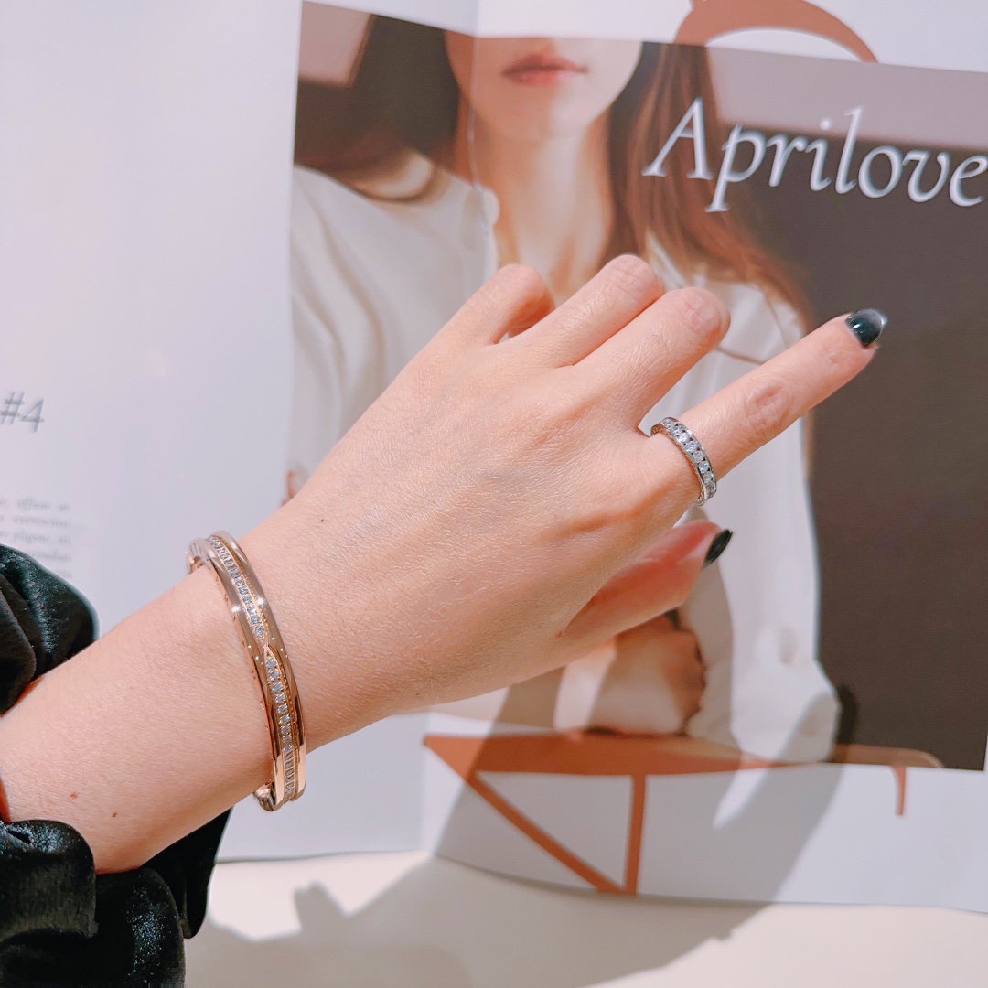 MiniCost Jewelry 3