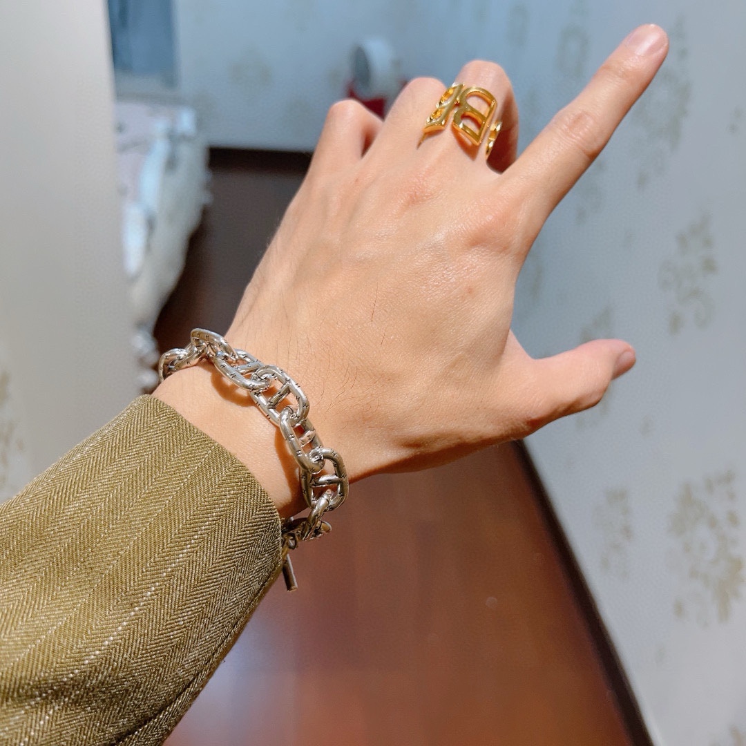 Customized Platinum Marseilles Bracelet: Precision Craftsmanship in Emerald and Gold - 图片 7