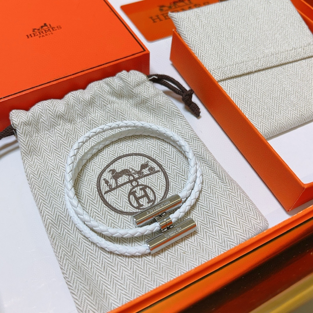 Customized Emerald Hermes Weasel: High-End Craftsmanship in K Gold for Male and Female Fashionistas - 图片 5