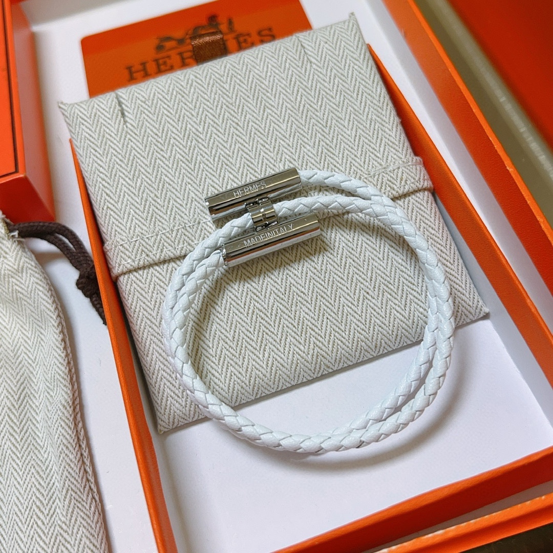 Customized Emerald Hermes Weasel: High-End Craftsmanship in K Gold for Male and Female Fashionistas - 图片 4