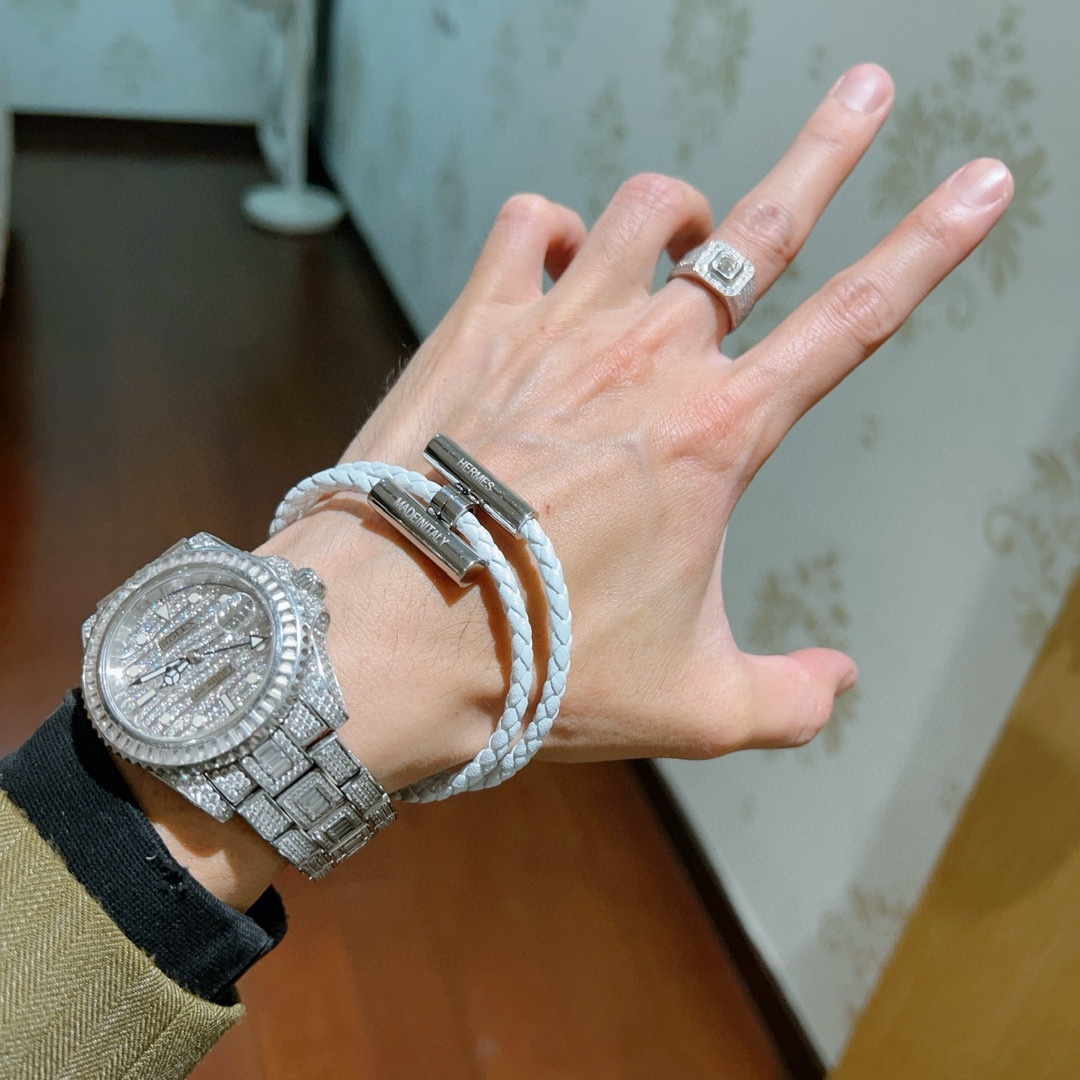 Customized Emerald Hermes Weasel: High-End Craftsmanship in K Gold for Male and Female Fashionistas - 图片 6