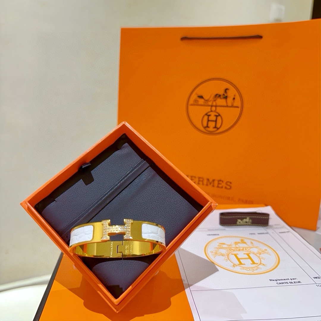 真鳄鱼皮 支持验皮 Hermes 爱马仕手镯 ❗️v金定制 爱马仕手环 鳄鱼皮材质工艺太考验师傅的手艺了 要确保色泽手工制作好[色][色 8