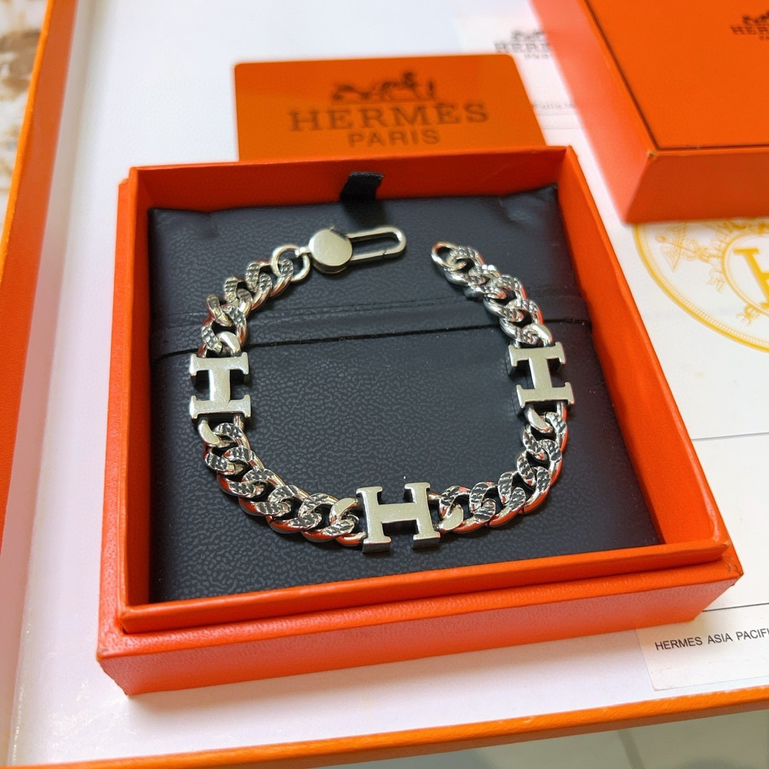 Customized Marseilles Bracelet in Platinum: High-End Craft for Men and Women - 图片 5