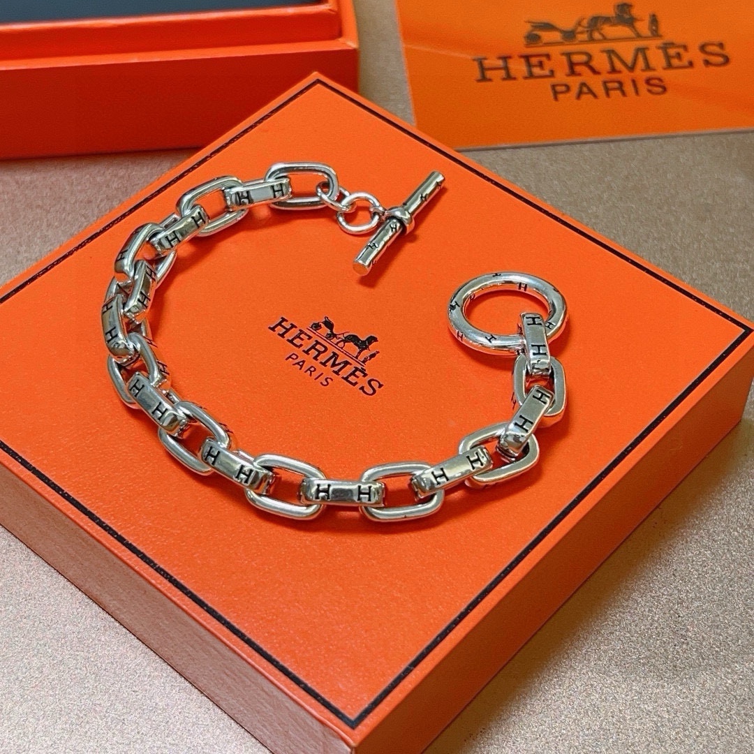 “July 575: Mastercrafted Marseilles Bracelet in Platinum, Customizable Colors, High-End Craftsmanship” - 图片 8