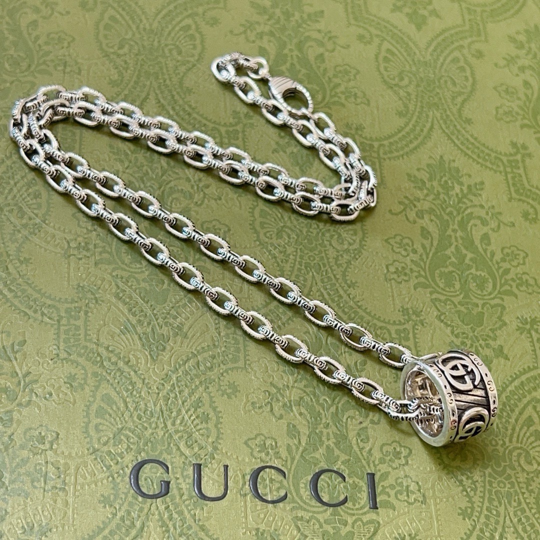 Gucci luxury necklace