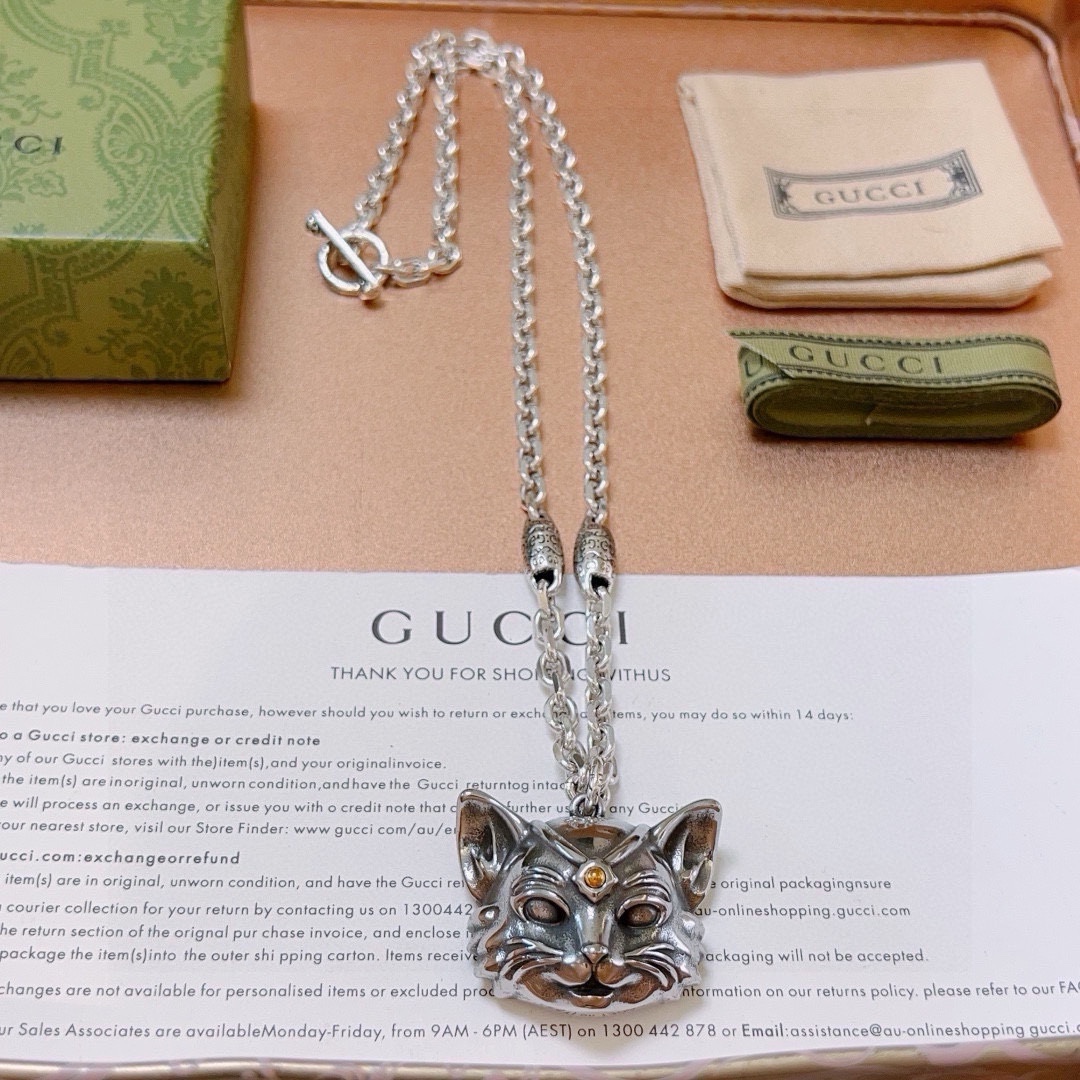 Gucci luxury necklace 2