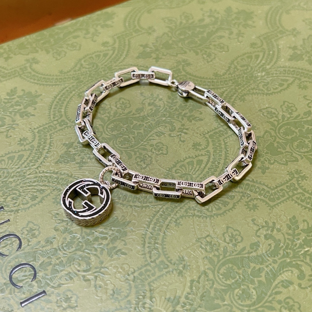 Gucci luxury bracelet 8