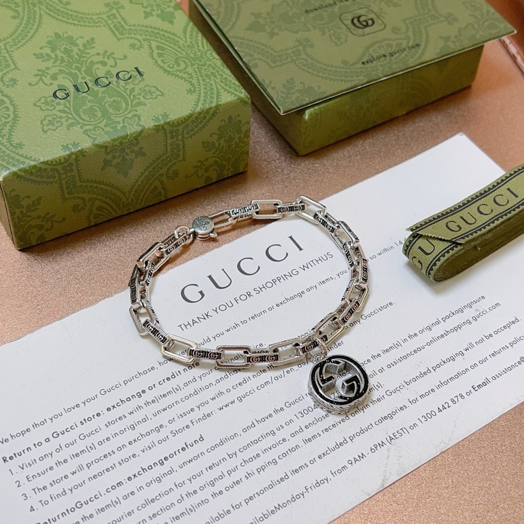 Gucci luxury bracelet 7