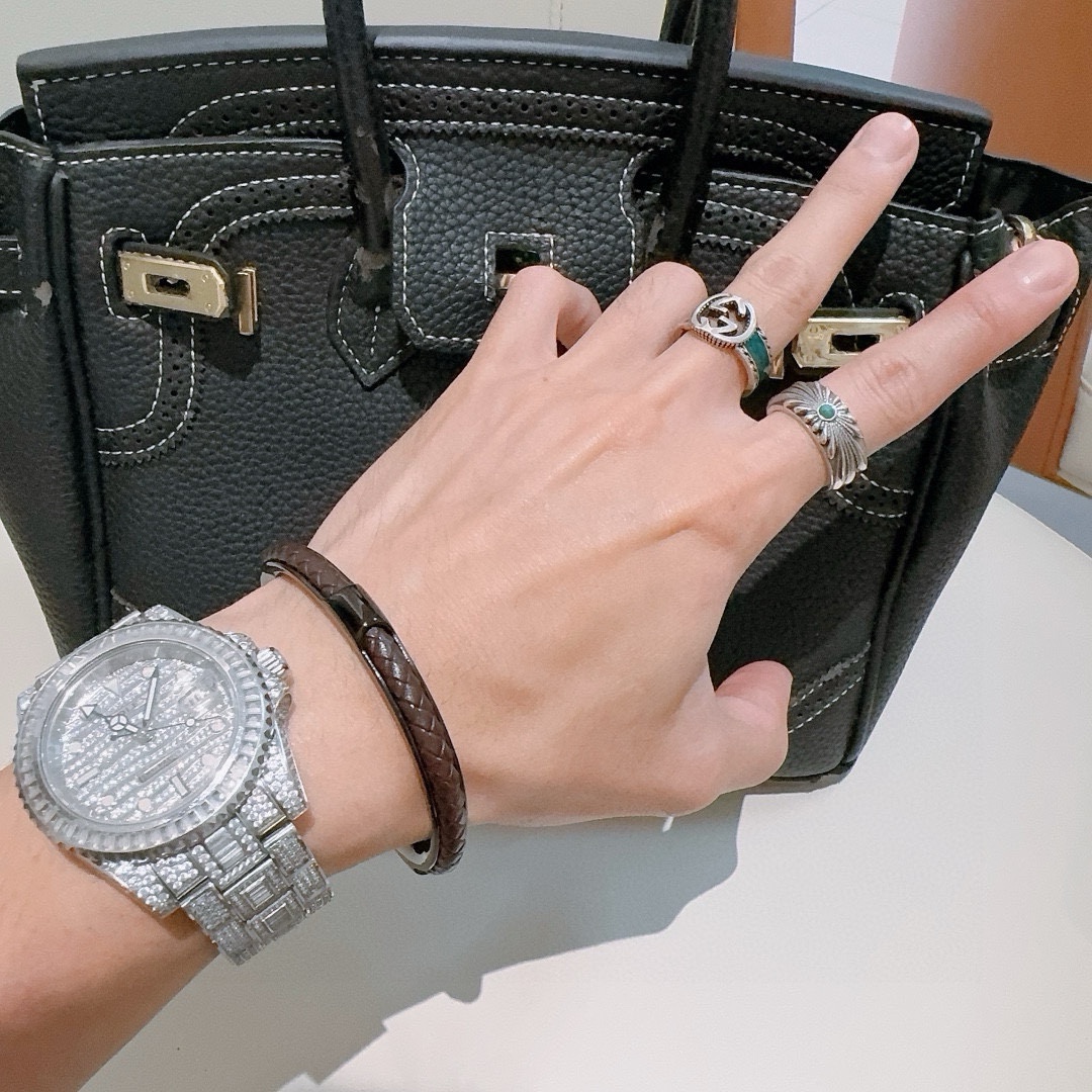 Gucci luxury item 6