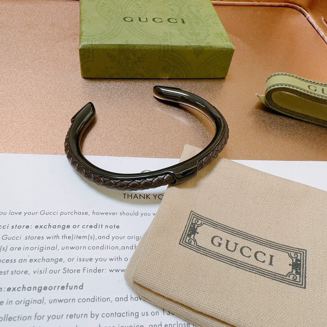 Gucci luxury item 7