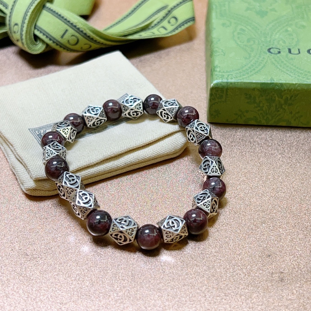 Gucci luxury bracelet 4