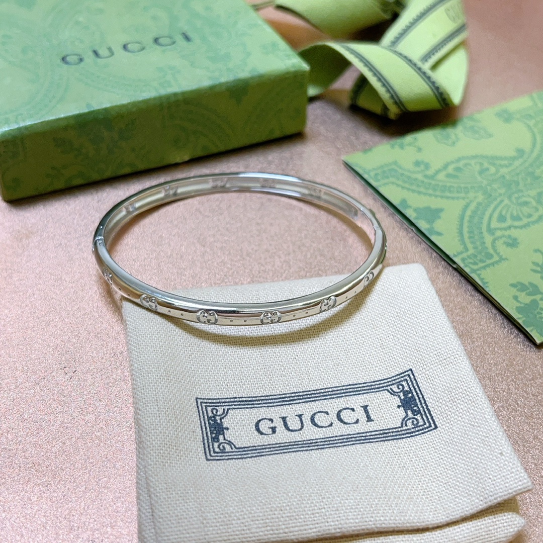 Gucci luxury item 8