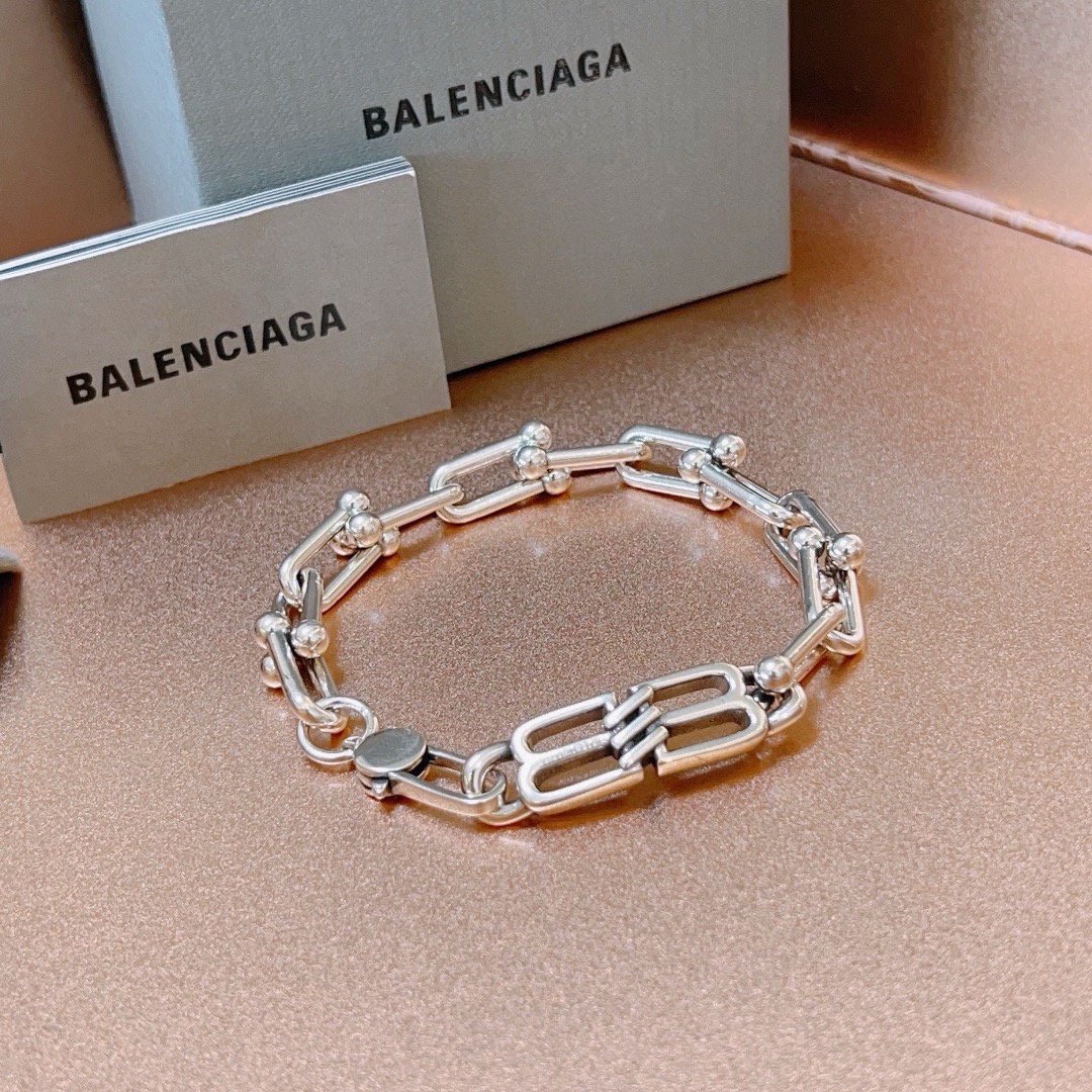 Balenciaga luxury bracelet 2