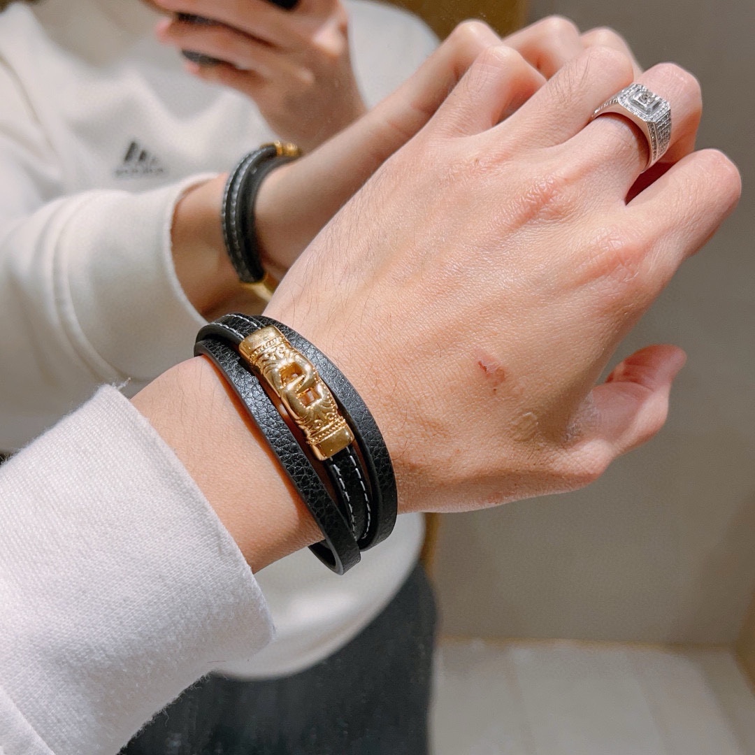 Gucci luxury designer product 3