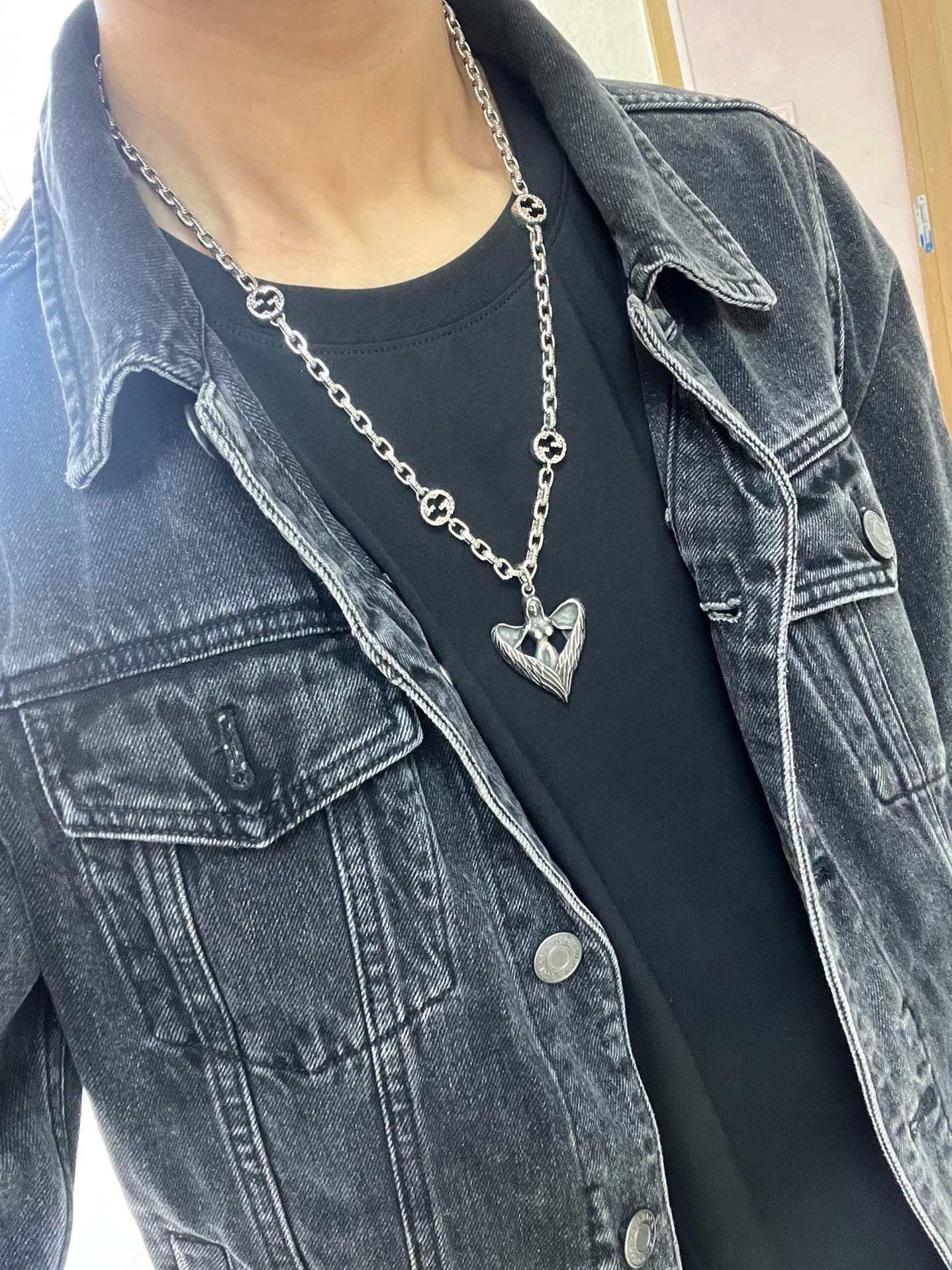 Gucci luxury necklace 9