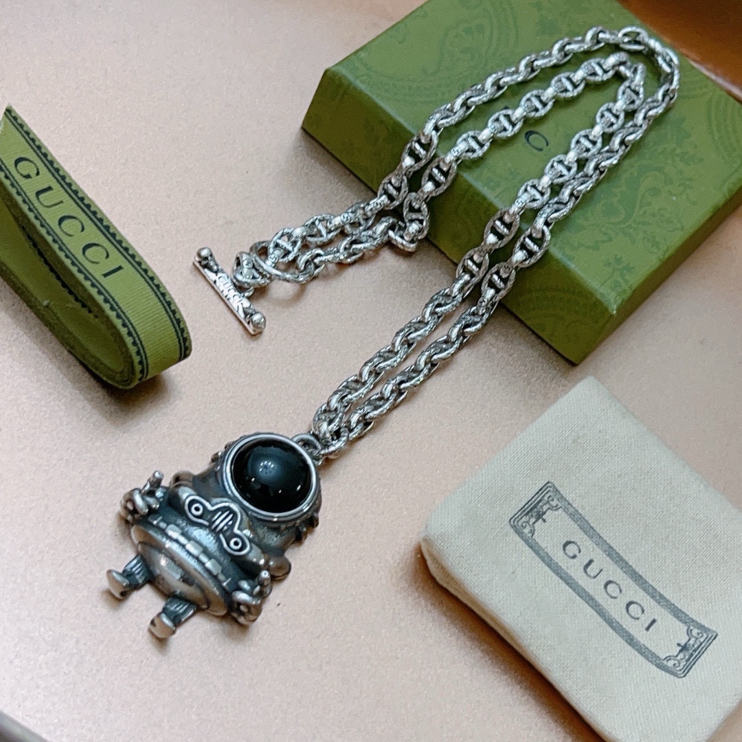 Gucci luxury necklace 3