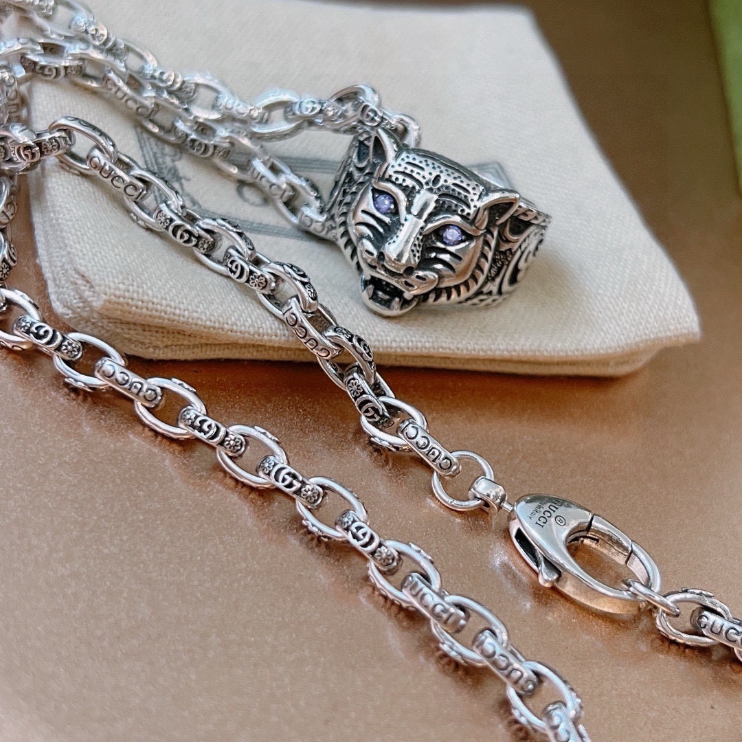 Gucci luxury necklace 4