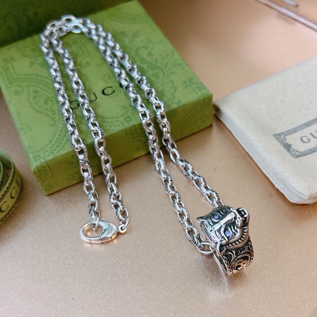 Gucci luxury necklace 7