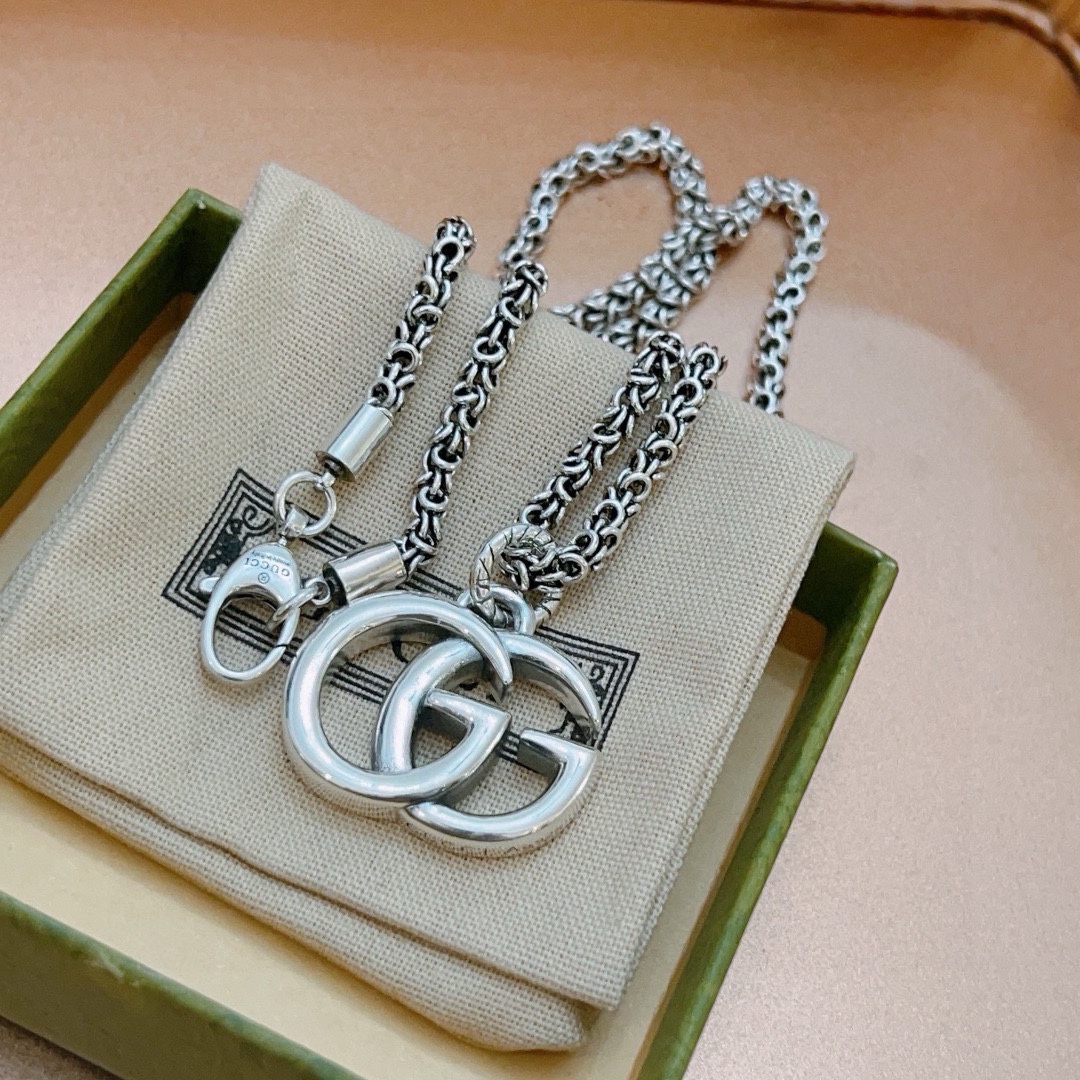 Gucci luxury necklace 9