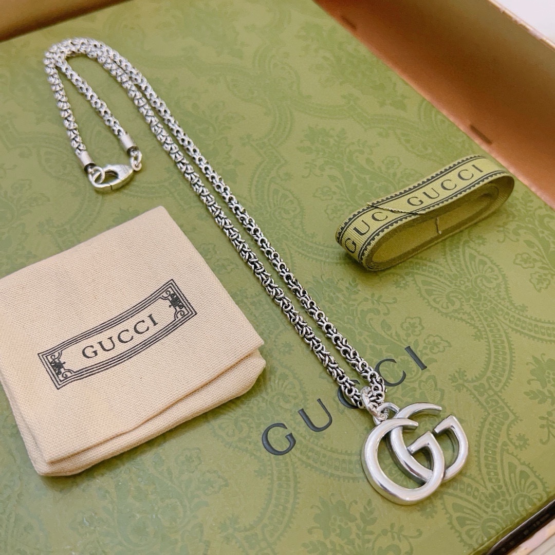 Gucci luxury necklace 3