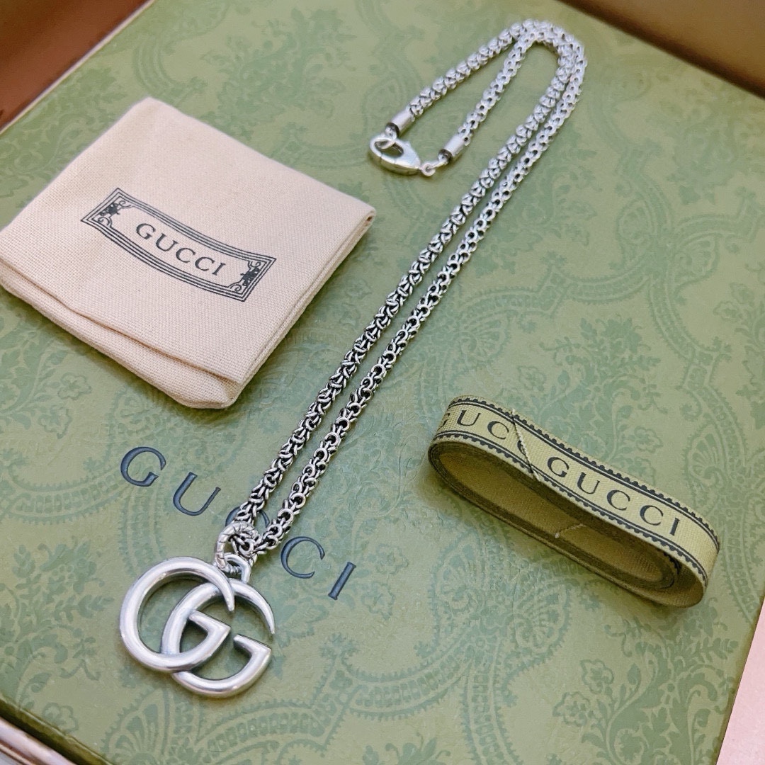 Gucci luxury necklace 4