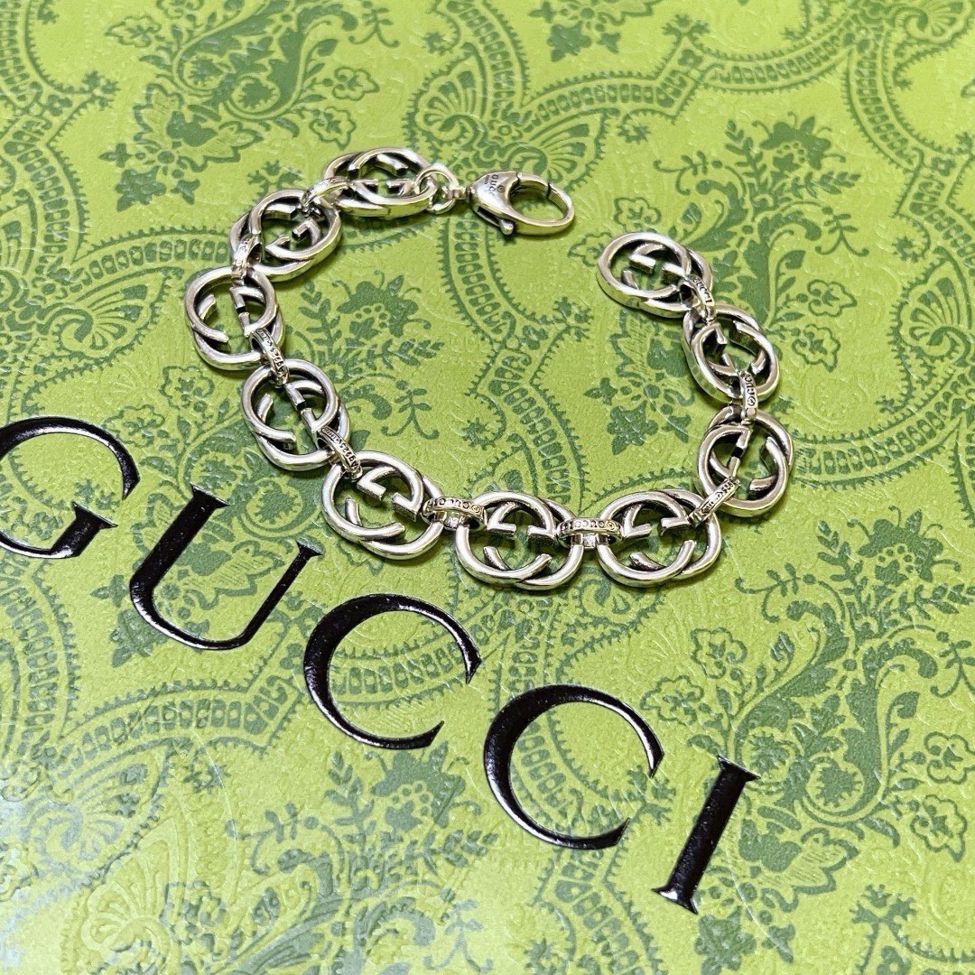Gucci luxury bracelet 7