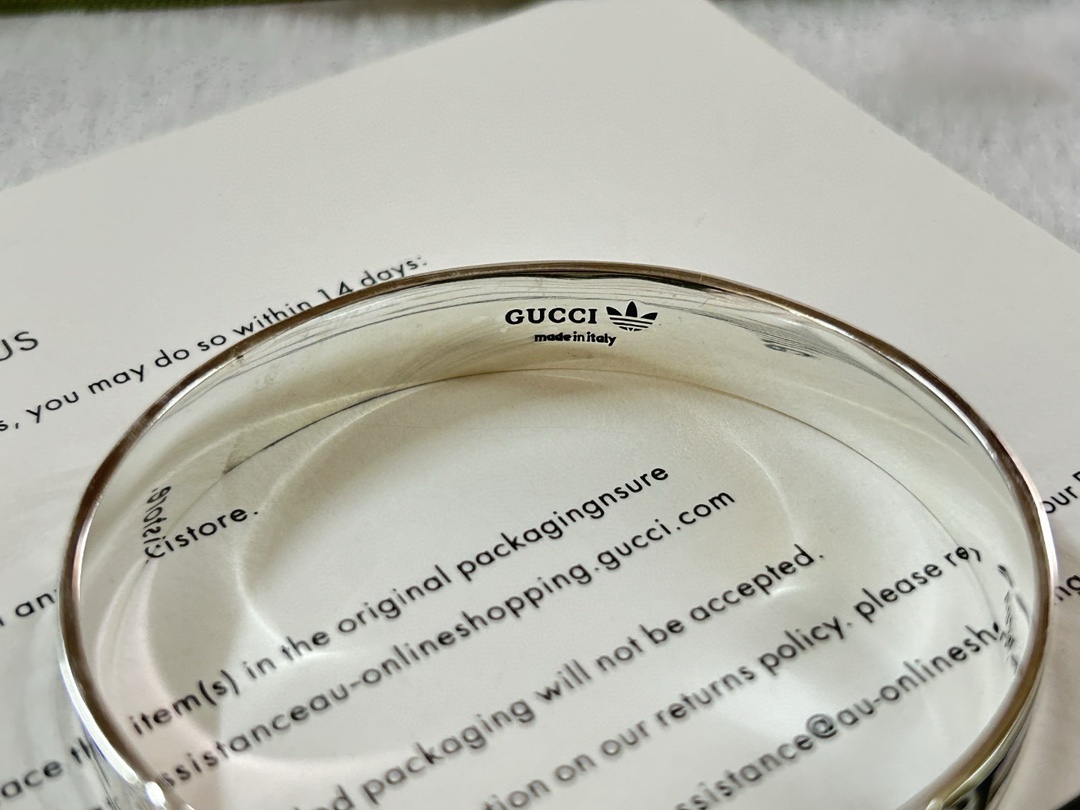 Gucci item 4