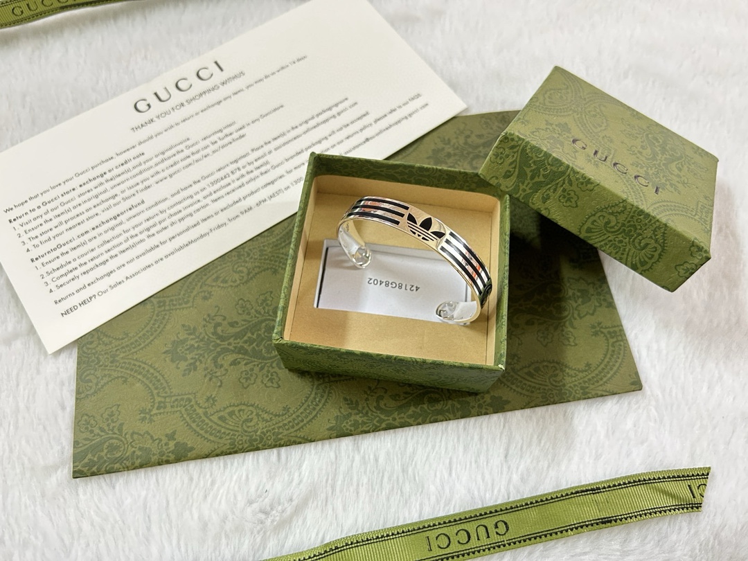 Gucci item 8