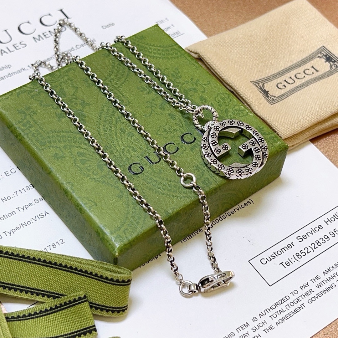 Gucci luxury necklace 4