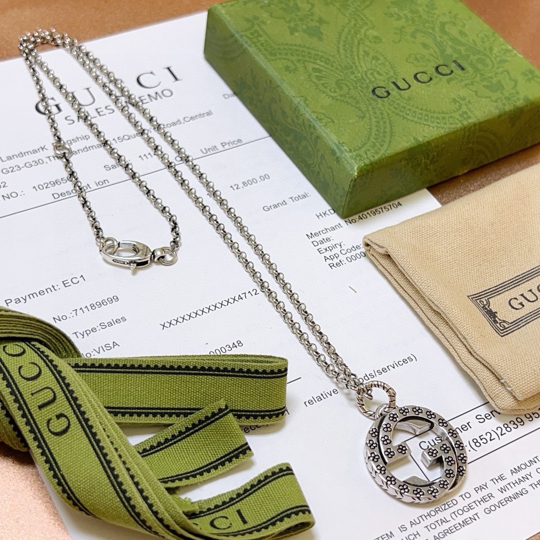 Gucci luxury necklace 2