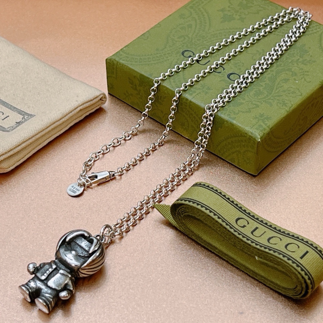 Gucci luxury necklace 6