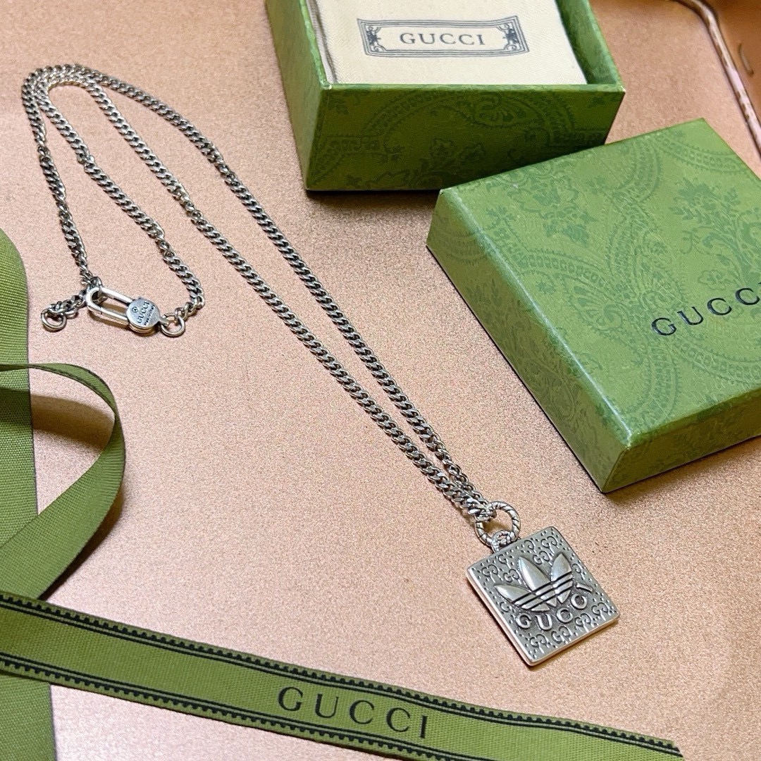 不爆不发 小红书抖音带货平台推广首选 Gucci古驰项链最新款三叶草联名 链条档次更高明星同款Anger Forest系列双g设计理念复古项链 4