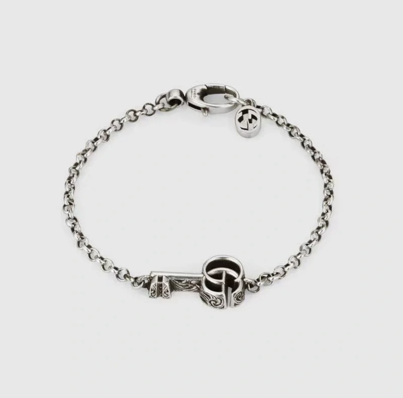NO:108470,Bill. Newly released Gucci Gucci bracelet The latest classic style is exquisite, regardless of style or texture, and it is absolutely top feel. Just take a look and you will understand the original logo. Super nice. The best choice for matching clothes. It is a must-have artifact for men and women. The number of codes is 18.20.22.cm, jewelry quality, gucci, gucci, bracelet19860909批. 新出炉 Gucci古驰手链最新款的经典款 精致无论款式 质感 都是绝对的顶尖feel 只要看一眼就懂了原版logo 超 nice 搭配衣服最佳的选择,男女同款必备神器 码数18.20.22.厘米,饰品精品,gucci,gucci,bracelet,Jewelry