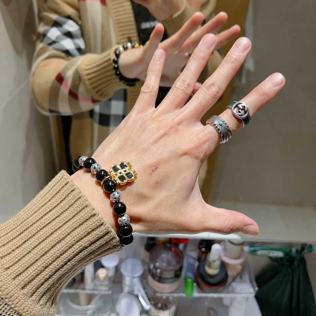 Balenciaga luxury bracelet 3