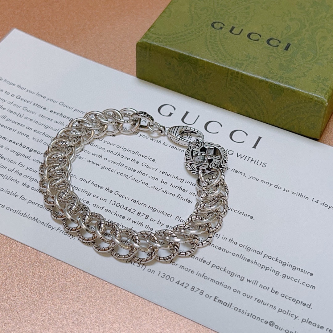 Gucci luxury bracelet 4
